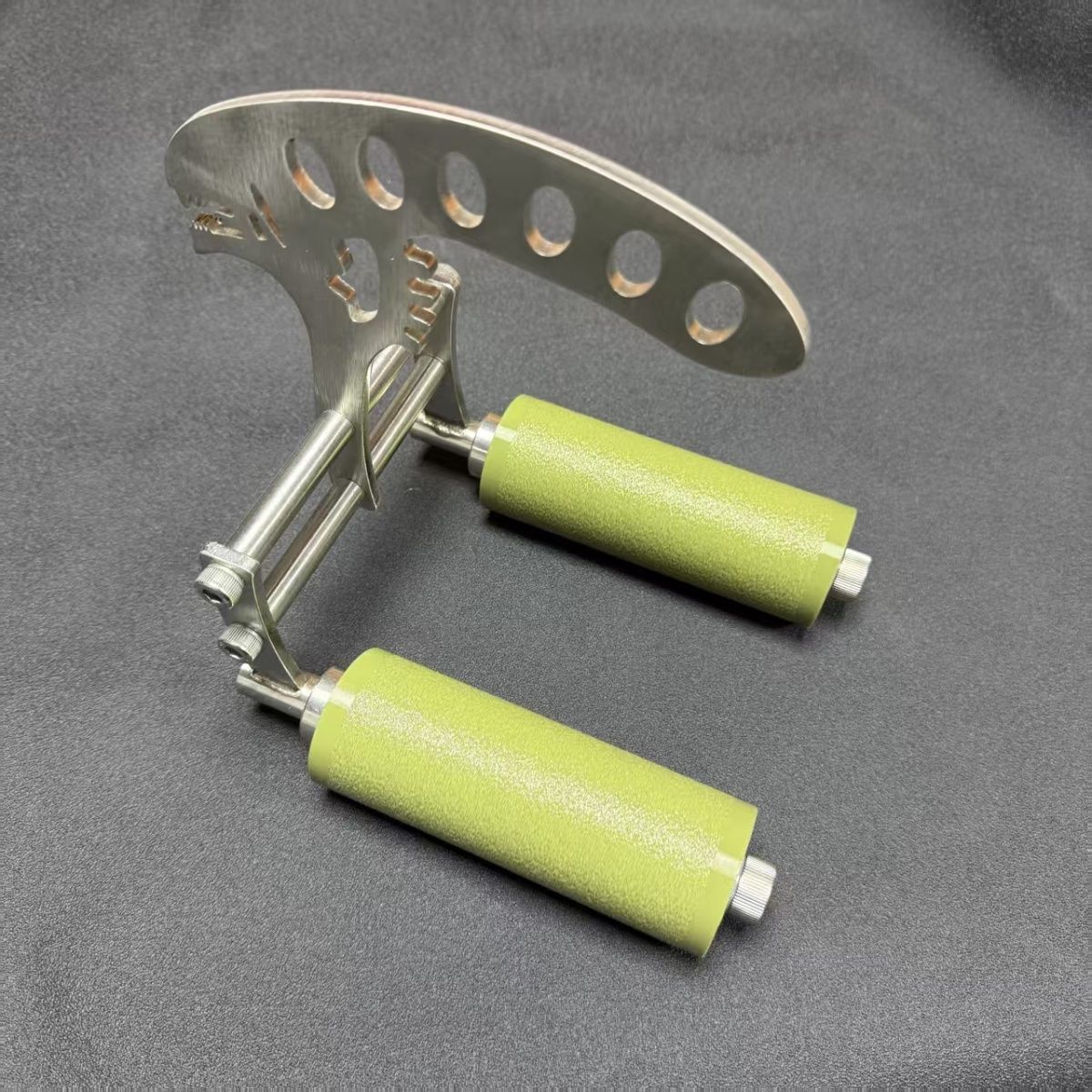 Wrist Roller Forearm - أداة تمرين المعصم على شكل حرف