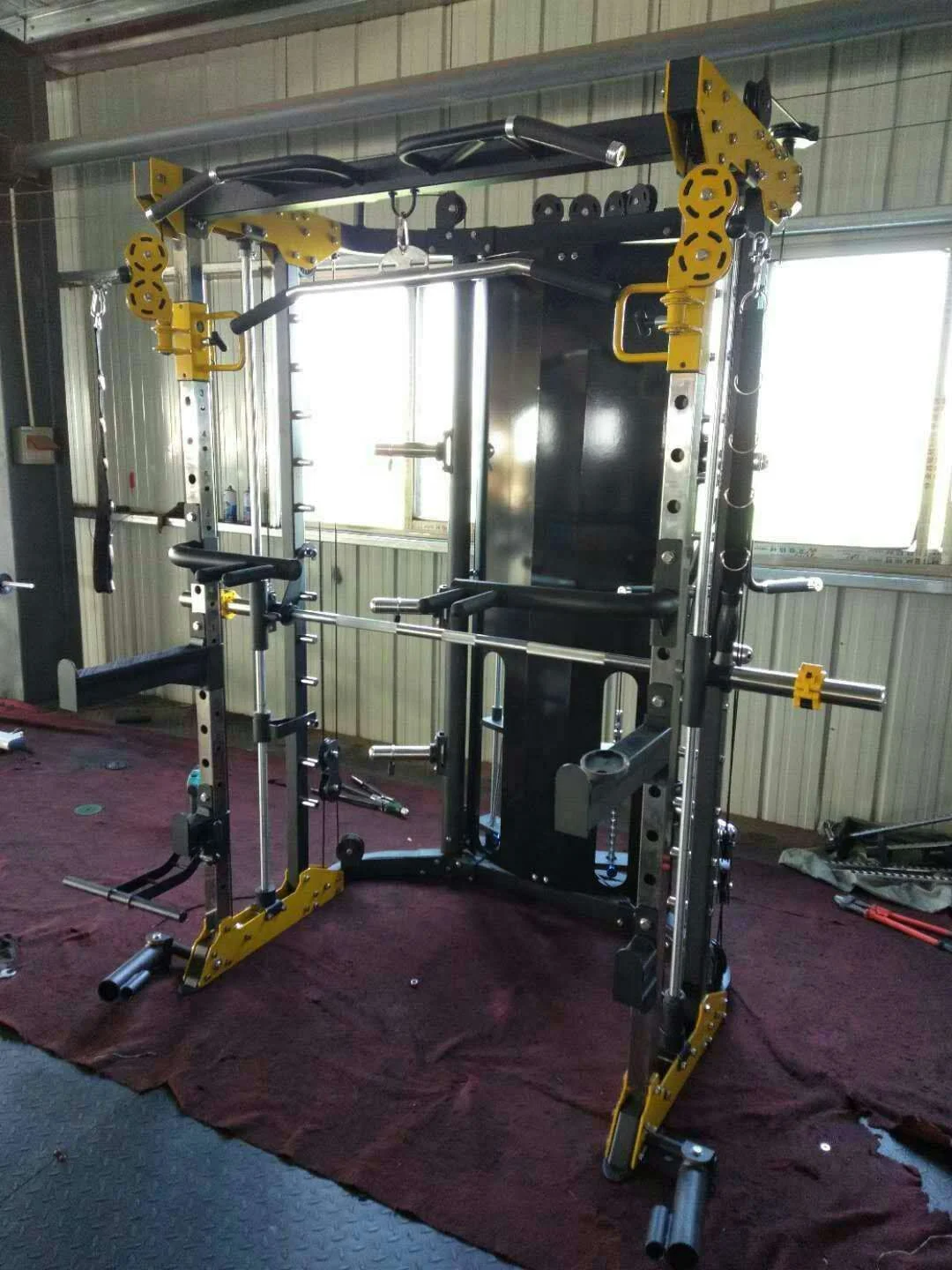 جهاز رياضي منزلي متعدد الوظائف - مراجعة Home Gym Leg Machine وسعره
